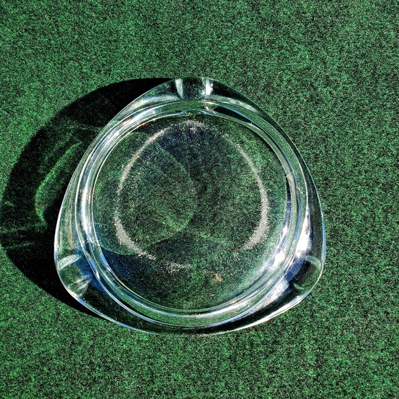 VTG MCM Clear Glass Ashtray 8in Triangular 3lb, 6oz Heavy 3 Slot Cigar Cigarette - Picture 2 of 9
